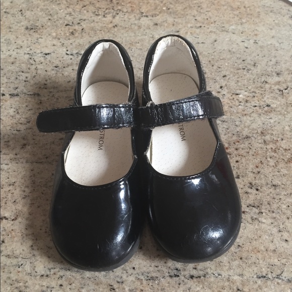 nordstrom girls shoes